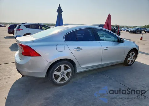 2012 Volvo S60 T5 из США, поврежденный, VIN YV1622FSXC2131822